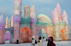 Beijing Security Guard Builds Gleaming Ice Palace From Phlegm-Hackings